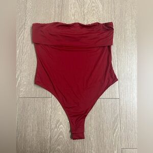 Princess Polly Red Strapless Bodysuit US8 – Send Offer